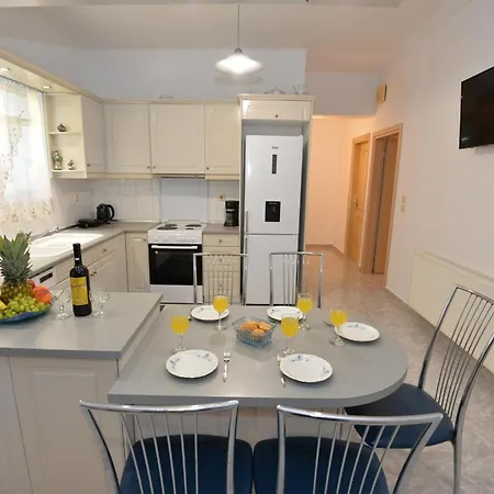 Nina's In Near The Lejlighed *