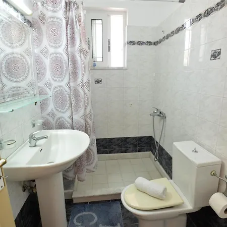 Apartment Nina's In Near The Ialysos (Rhodes)
