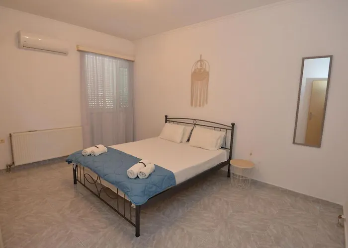 Nina's In Near The Apartamento